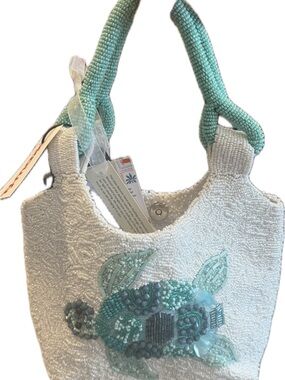 Beaded Sea Turtle Tote Bag in White and Aqua